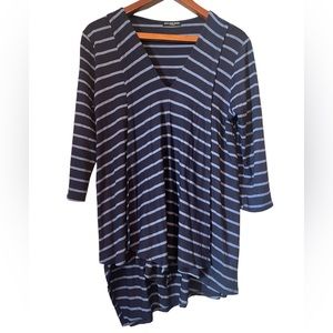 Cha Cha Venti Blue Asymmetrical Cut Long Sleeve Top